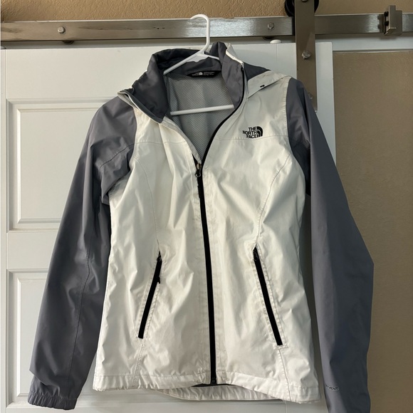 North Face Jacket - Picture 1 of 2